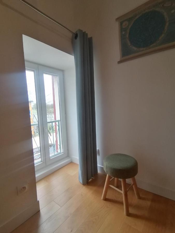 Gite La Maison La Saint-Aubin-d'Aubigne Bagian luar foto